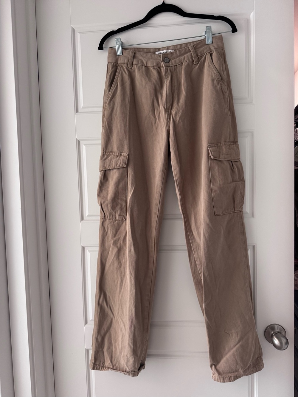 Pull&Bear Women's Cargo Pants in Beige
